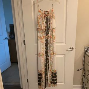 Maxi style dress